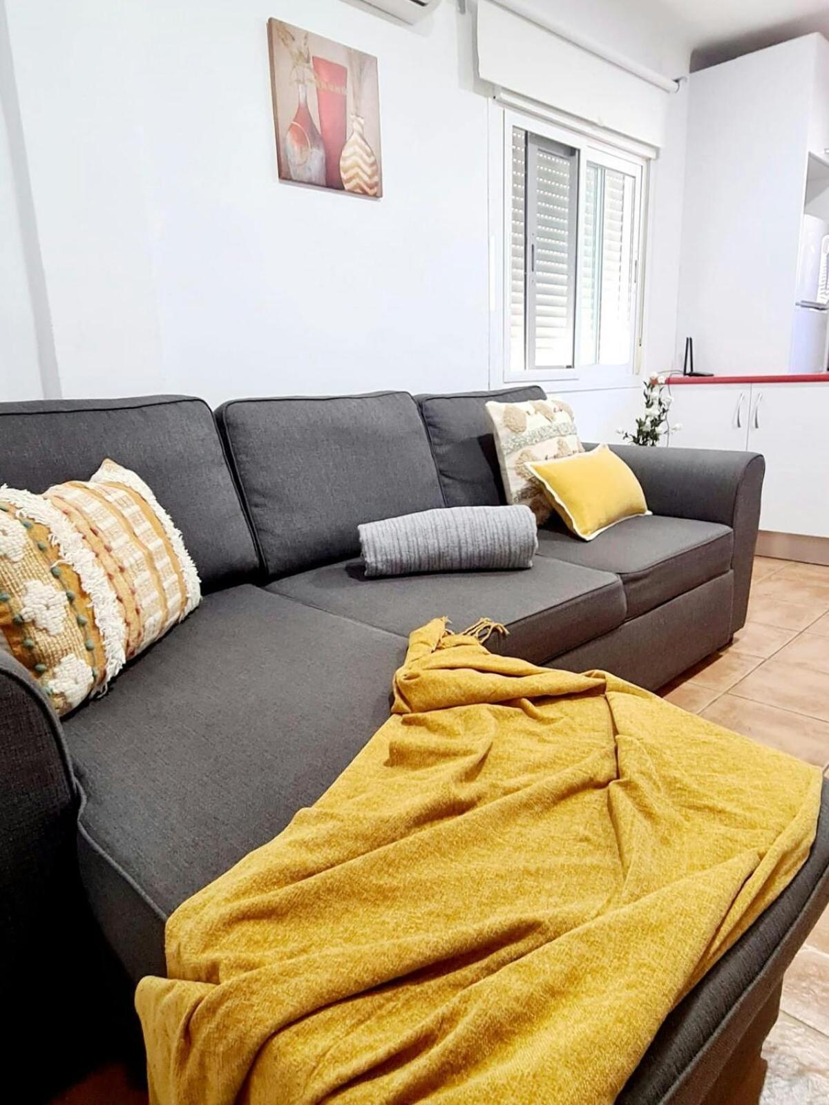 Bonito Apartamento Con Terraza - Pedregalejo Playa Μάλαγα Εξωτερικό φωτογραφία
